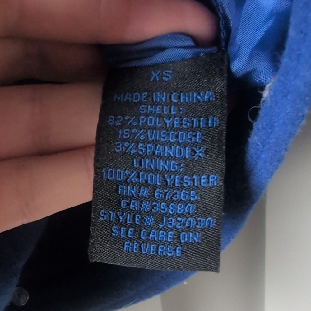 Stylish Royal Blue Button-Up Fall Jacket - Picture 2 of 4